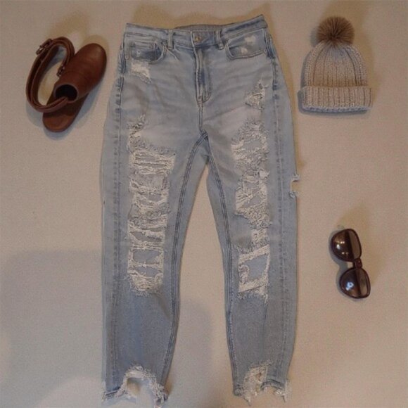 American Eagle Stretch Mom Jeans – Faded Blue Distressed Denim - Picture 1 of 4